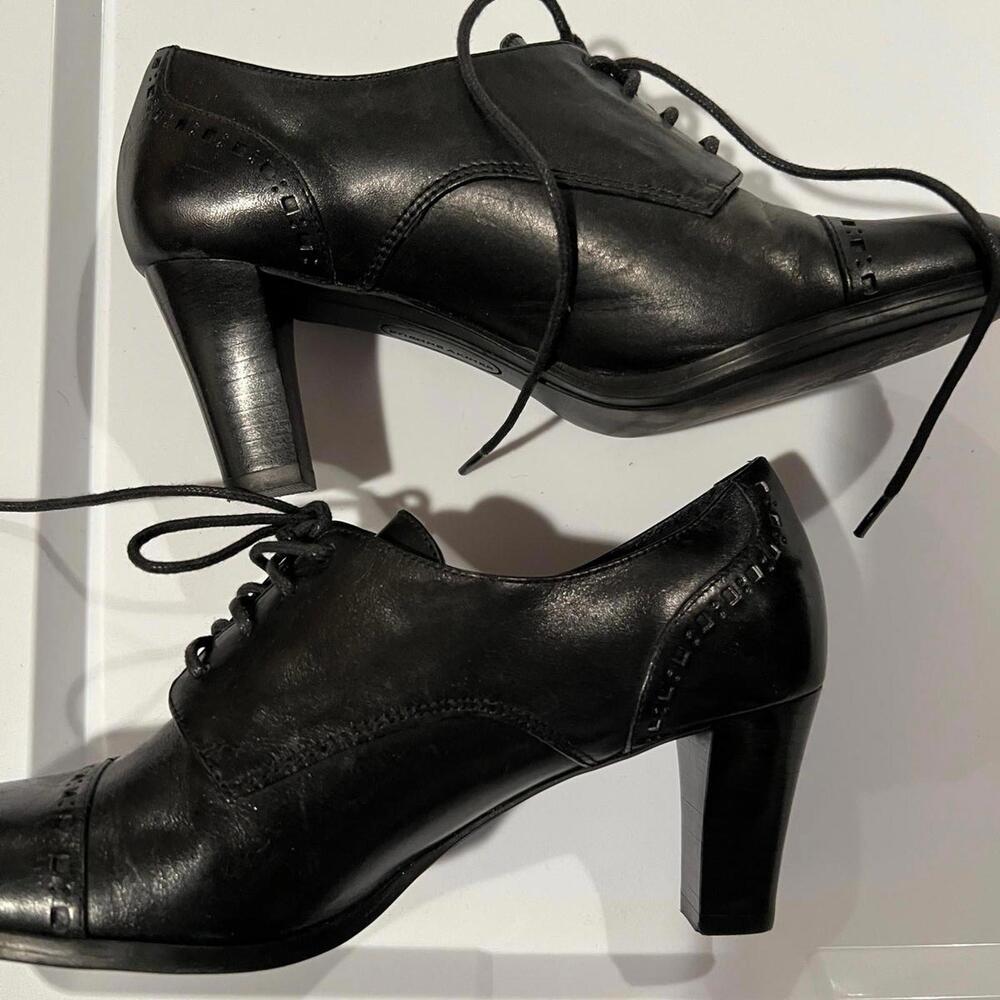 Etienne Aigner - Black Leather Lace-Up Heeled Oxford Shoes - 6.5